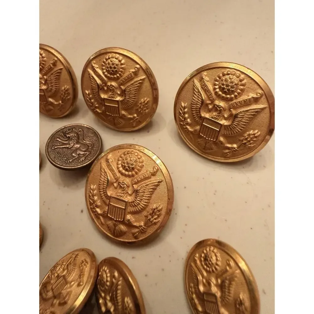 Lot Of Waterbury Button Co Conn E Pluribus Unum